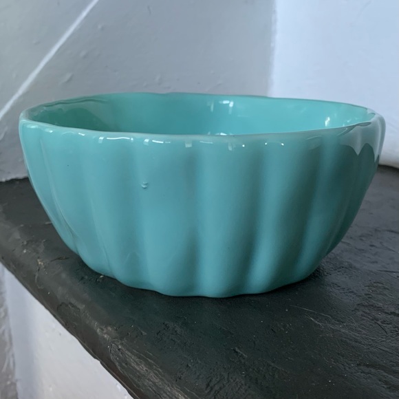 Rae Dunn ALOHA Bowl - Picture 2 of 9